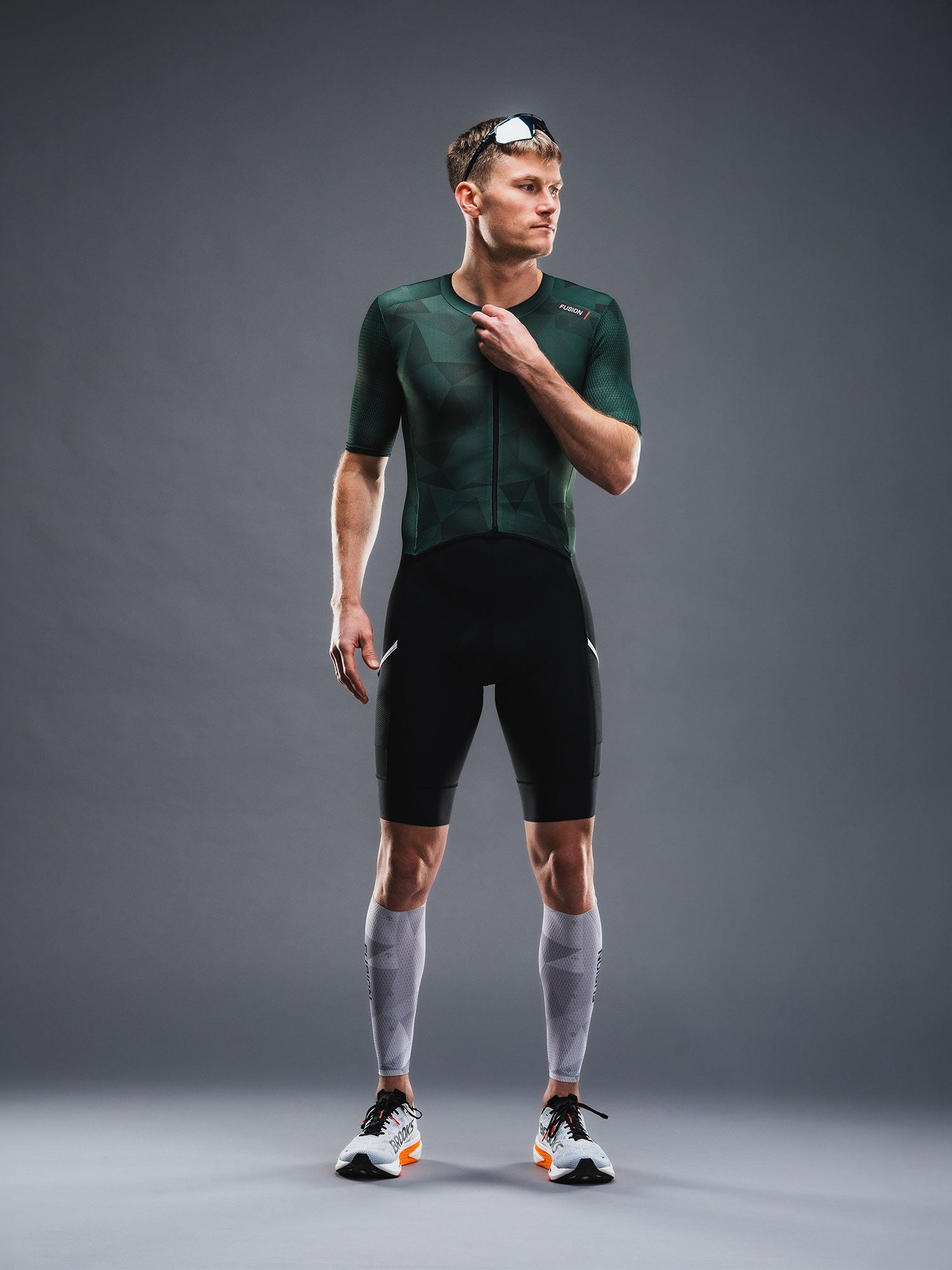 10966672